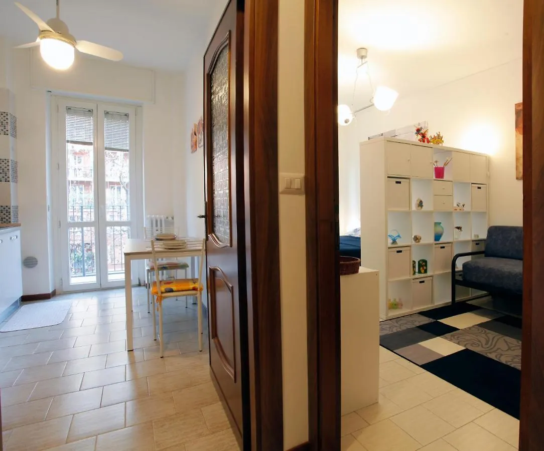 밀라노 Bilocale Tortona District 아파트