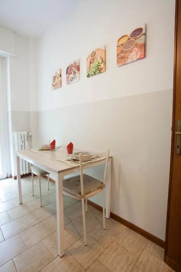 밀라노 Bilocale Tortona District 아파트