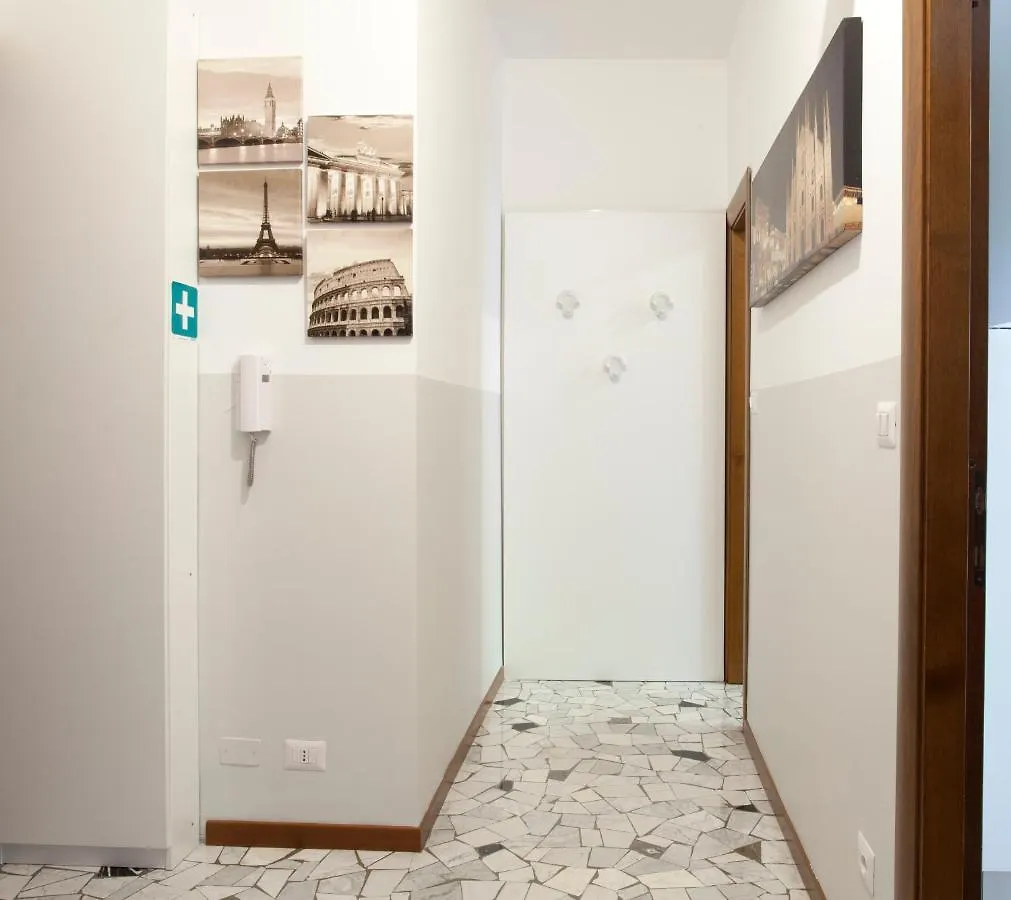 밀라노 Bilocale Tortona District 아파트